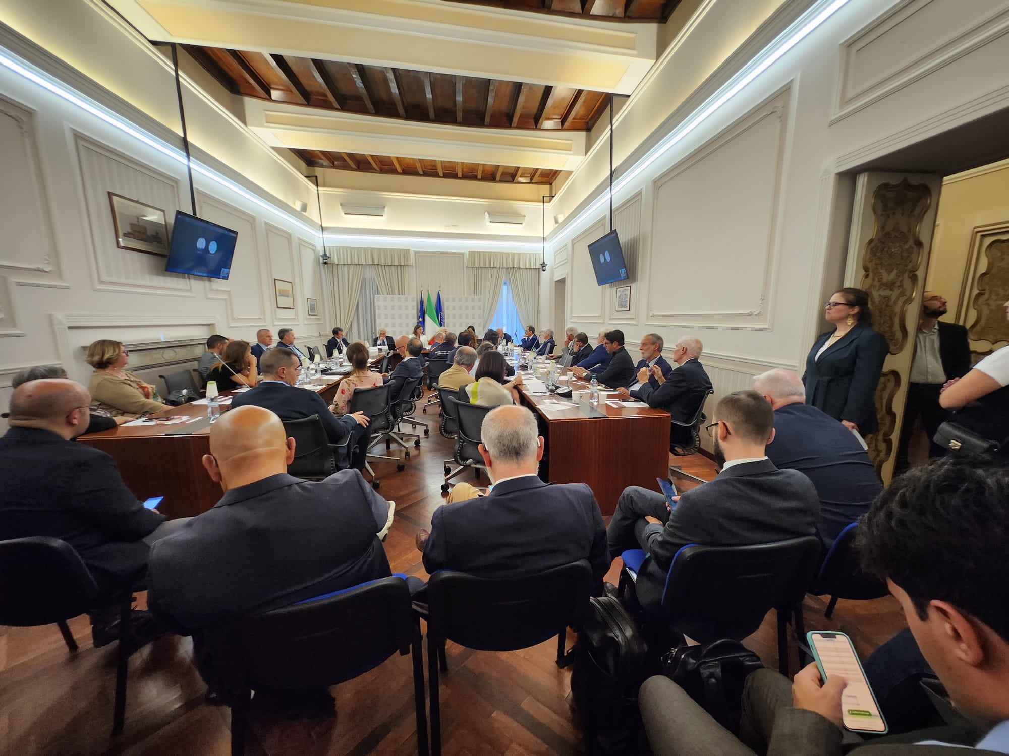 La Relazione annuale 2022-2023 dell'Agenzia per il controllo e la qualità dei servizi pubblici locali di Roma Capitale-ACoS. Volumi I e II - Foto n. 5/7