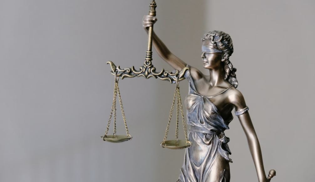 Avviso per la costituzione dell'Albo degli avvocati